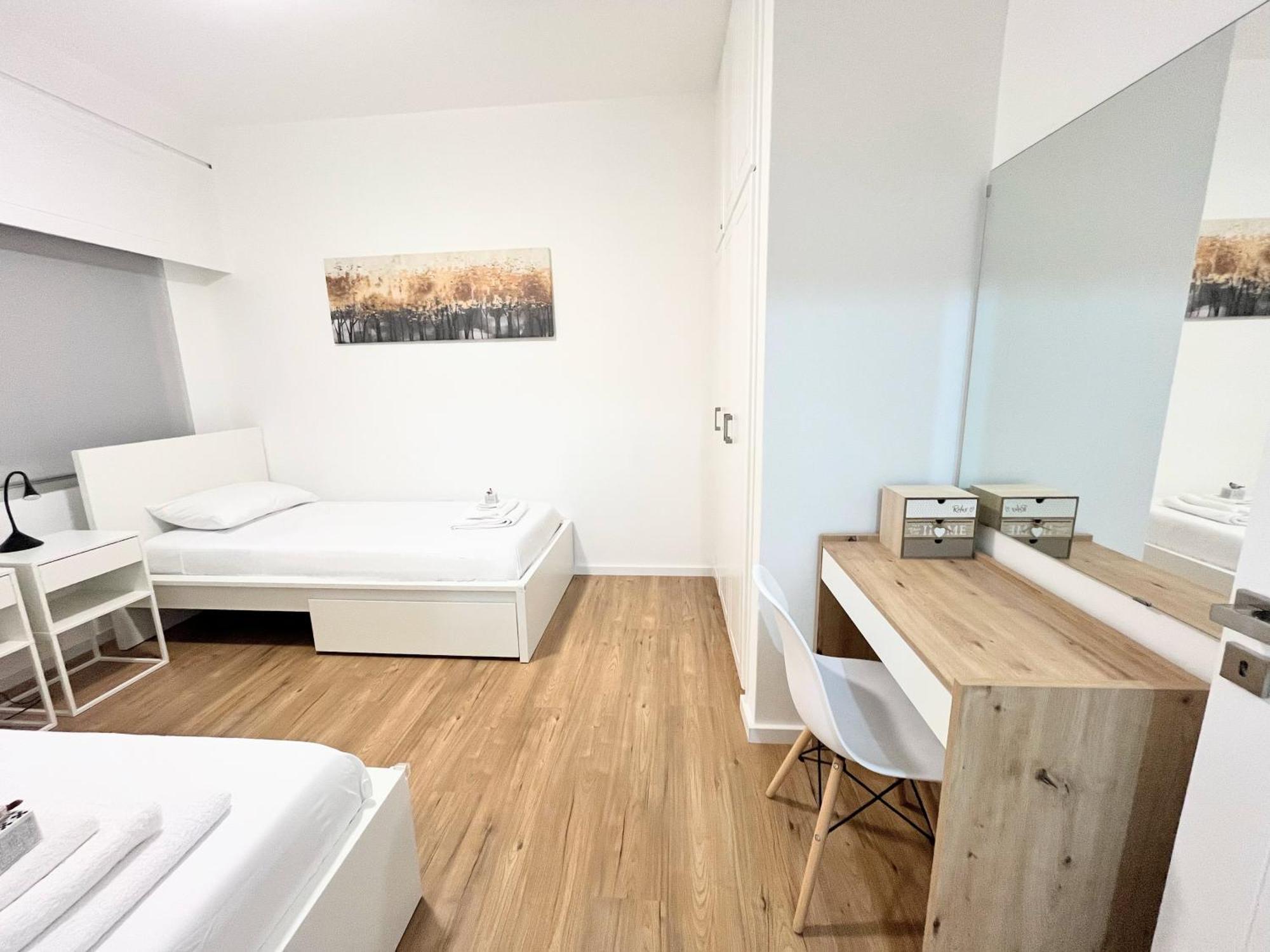 Modern Apartment Near Mckenzie Beach Larnaca Bagian luar foto